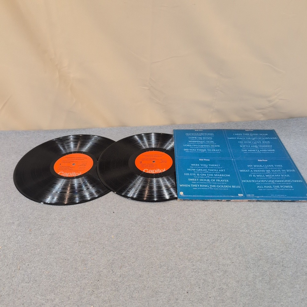 Tennessee Ernie Ford Precious Memories 2-LP Vinyl Record Capitol SVBB-11382 - Picture 3 of 3